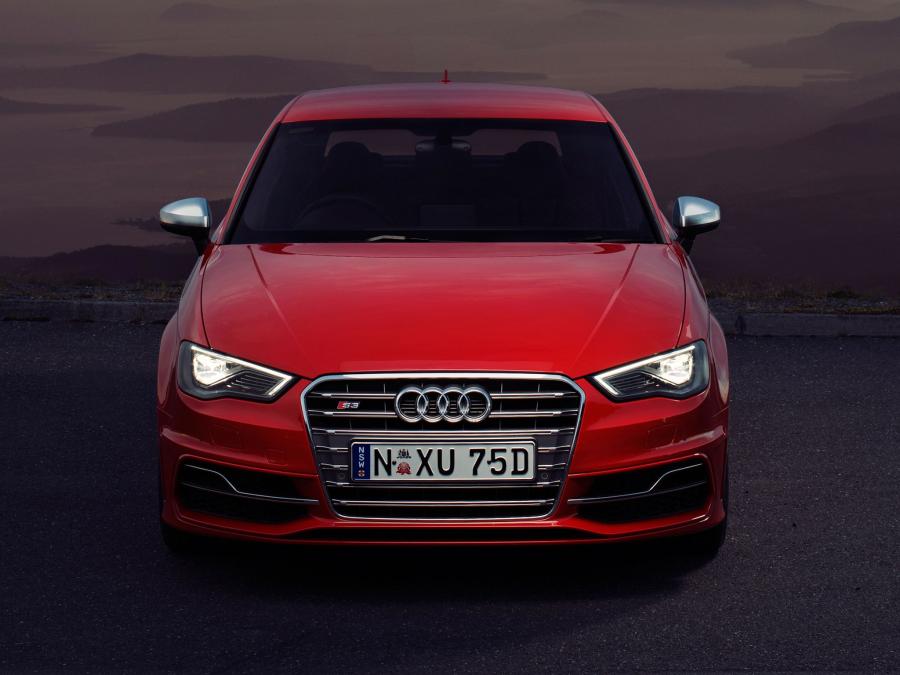  Audi S3 Sportback (8V) 2013 года  (AU) (фото 4 из 21)